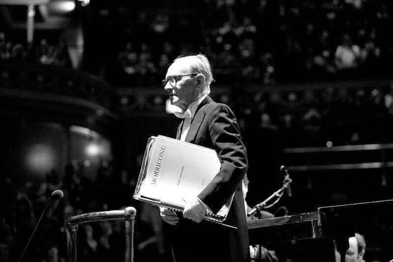 VBeaumel's tweet photo. Lundi 6 juillet 2020 … il y a 6 ans, 
🕊️ Décès de Ennio Morricone 🎶🎵 à l’âge de 91 ans.
R.I.P. 🙏🏻 https://t.co/ioa2NhuldZ