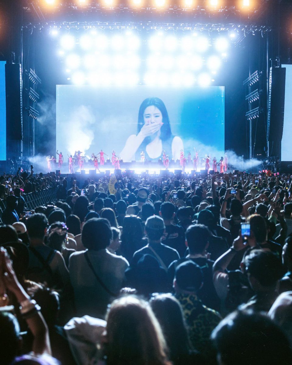 ragingsapphic_'s tweet photo. Jenchella                                                Open’er 
(2025)                                                       (2026) https://t.co/SZFNVmI7tE