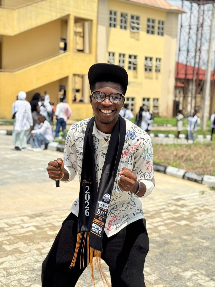 Qole31's tweet photo. Good morning, earth!

Oguntade Victor Olaoluwa😎

https://t.co/PLa8dzO6Kl Mass Communication, OOU.

I came, I saw'ffered, and I conquered.✨ https://t.co/iqXpxE4qfn