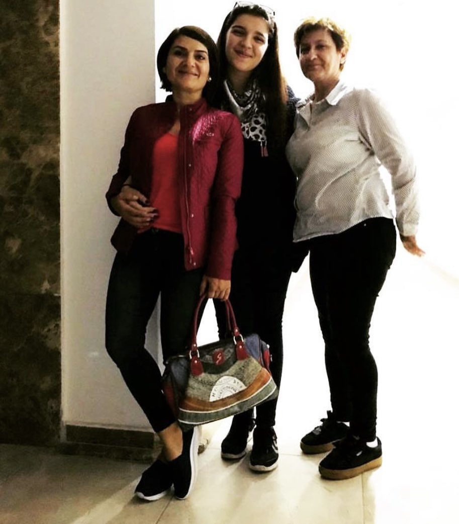 SidarBasut's tweet photo. ah nevin ablam, ne kadar acı, nasıl erken bir veda… https://t.co/OS2y2p6dOg