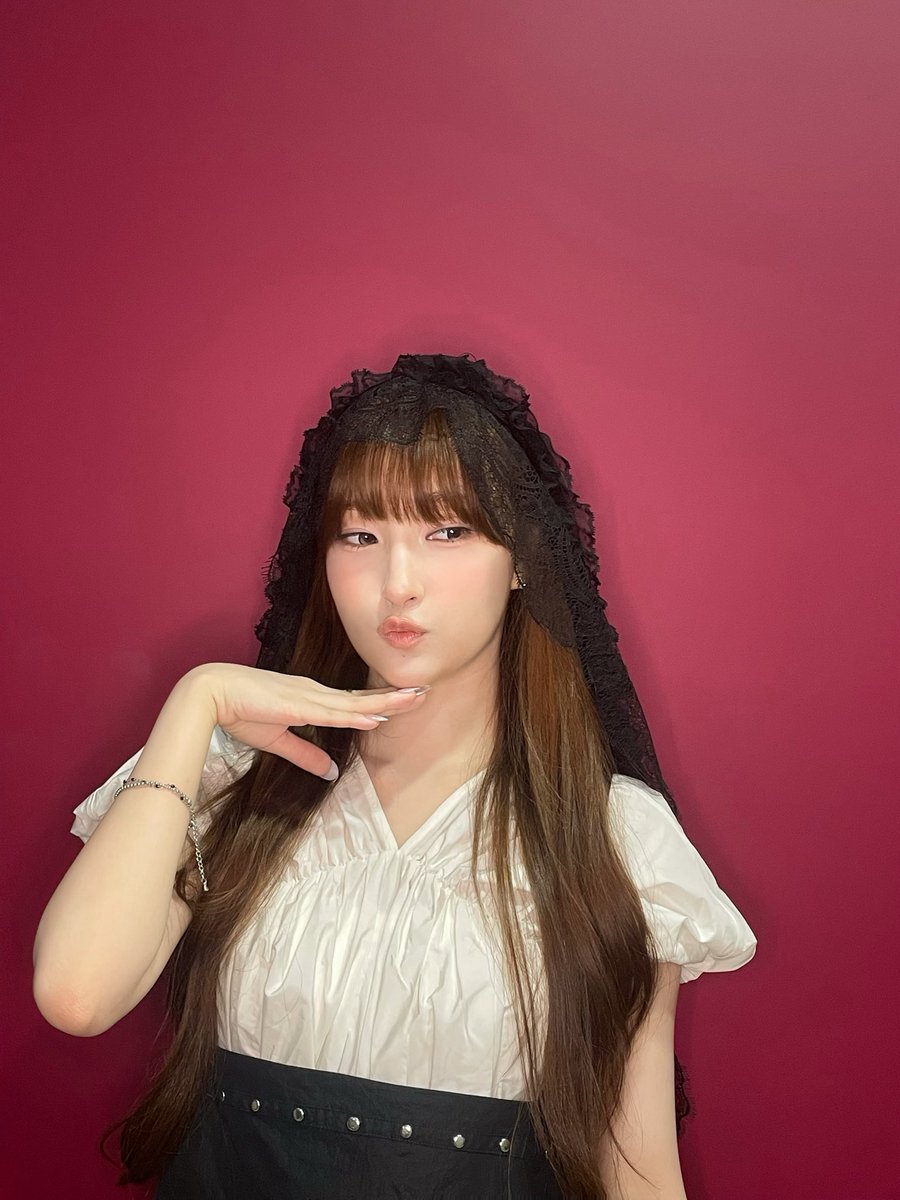 atheart_titan's tweet photo. [from@❤️] 

👑아우짱 여왕👑

#AtHeart #앳하트 #エトハート 
#AURORA #아우로라 https://t.co/NE82smfyXQ