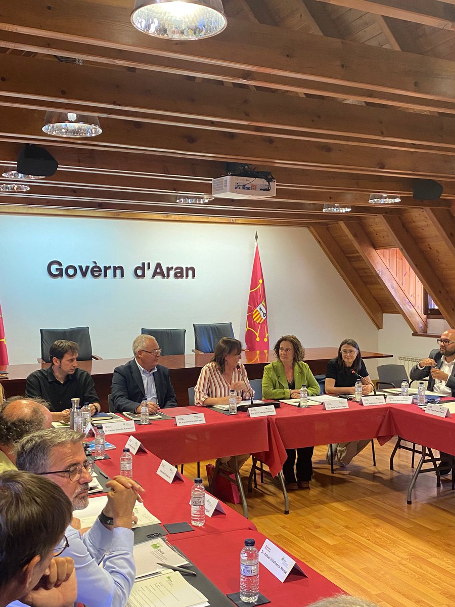 SOMPirineu's tweet photo. Bon dia! 👋 Avui ens reunim amb el Consell Rector d'IDAPA a Vielha. https://t.co/YDKCD1w7Nu
