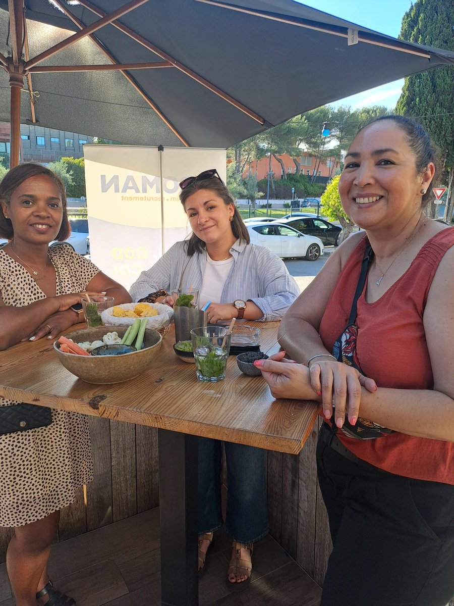 Proman_Interim's tweet photo. ☀️ L’été est officiellement lancé avec nos clients !

Ces derniers jours, les occasions de se retrouver n'ont pas manqué. Quelques afterworks, beaucoup de bonne humeur et une énergie que l’on aime particulièrement chez PROMAN 🤩 https://t.co/5j1l3OI4El
