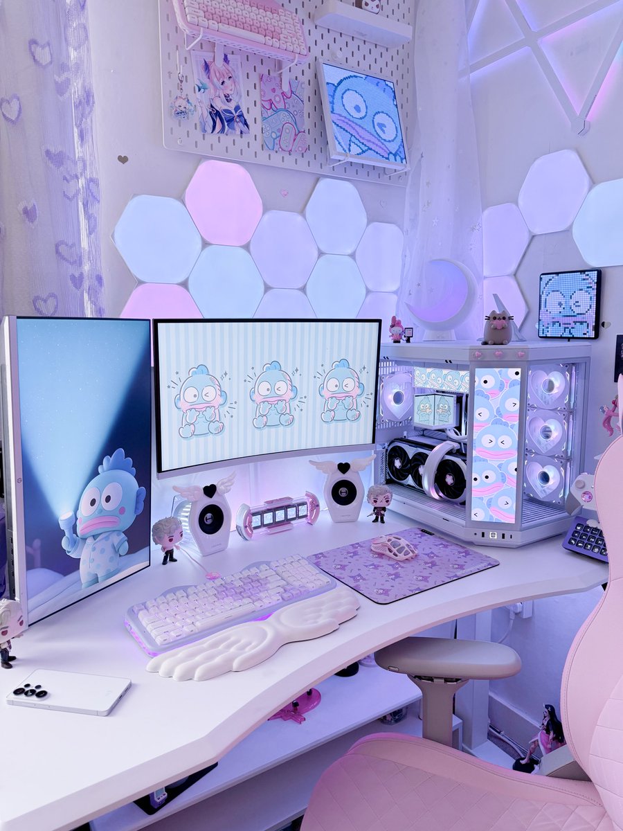 MochiFlurry's tweet photo. Happy Monday! Any Hangyodon fans here? 🩵🩷 https://t.co/z2EvzC4nsL