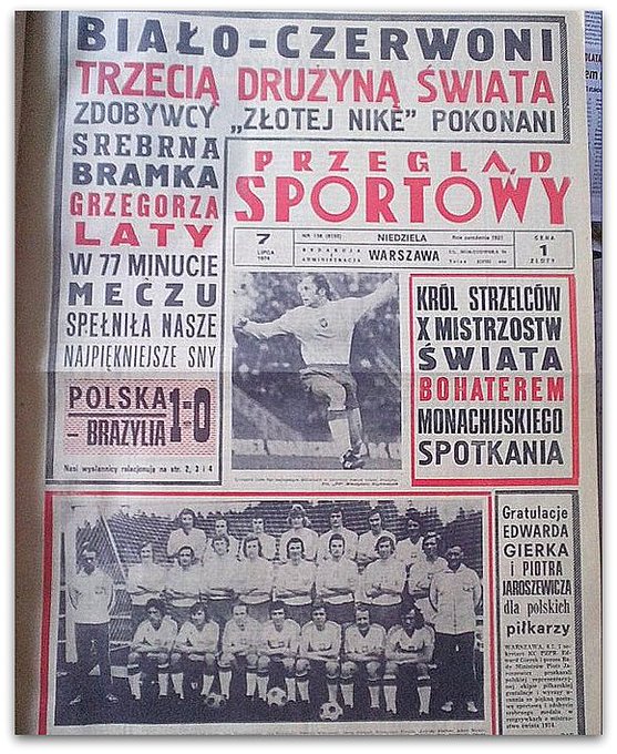 lata8290's tweet photo. 52 lata temu (6 lipca 1974) Polska zajęła 3 miejsce na rozgrywanych w RFN X Mistrzostwach Świata w Piłce Nożnej, pokonując w Monachium Brazylię 1:0 ⚽️ A tak o tym sukcesie pisał wtedy @przeglad https://t.co/MAMwFRTrBn