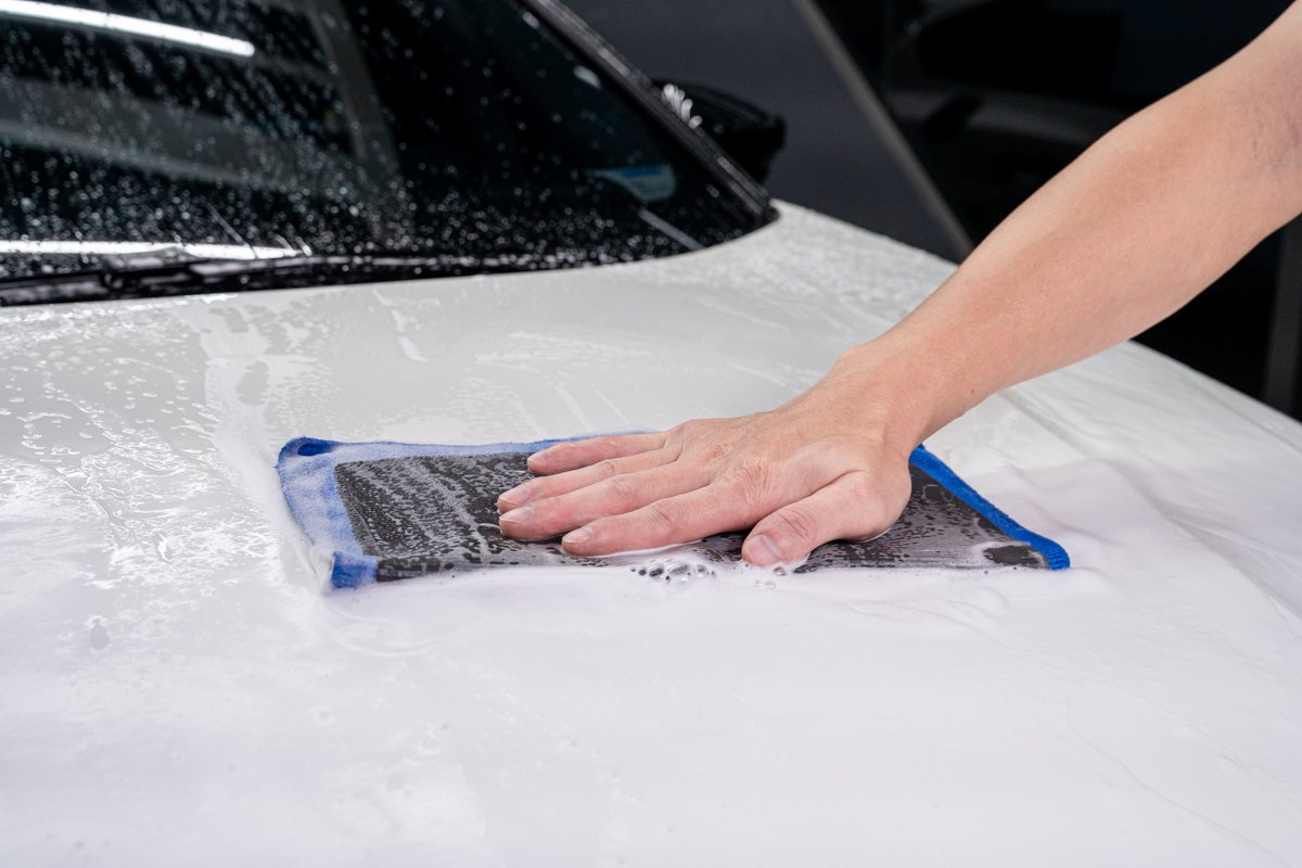 vanguardwax's tweet photo. It's not just a cloth. It's a CLAY-U Speed Car Clay Cloth！ Removes iron powder just within 10 minutes, leaves the paint smooth and clean!
#Vanguardwax #CarCare #IronPowder #ClayCloth https://t.co/Le1nzzjZtC