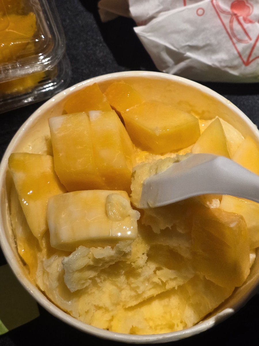 antonbobmukja's tweet photo. 망고빙수🍧 https://t.co/pSIVJRcaKh