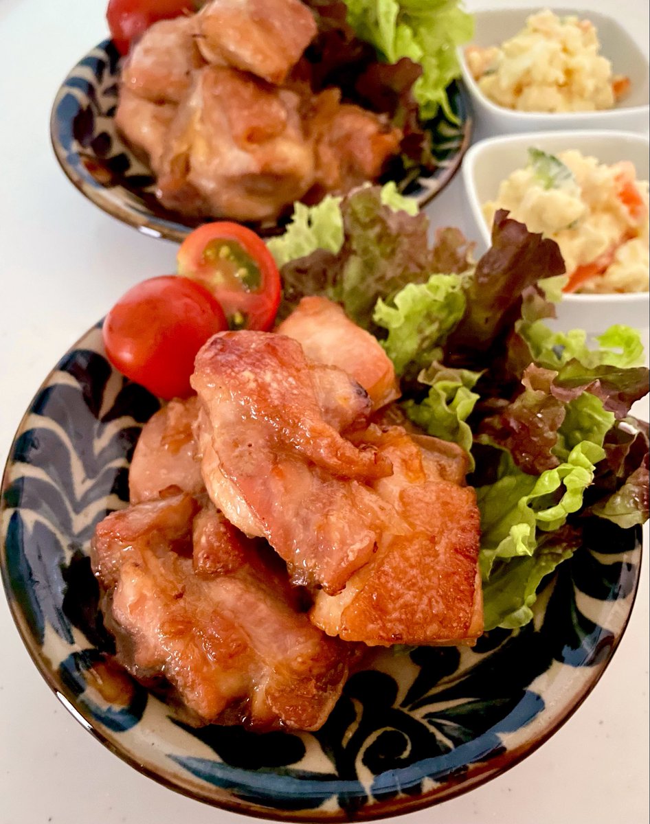 yatsu_doki's tweet photo. 揚げない唐揚げ
オーブンに入れちゃえば､ほったらかしで出来上がるのがすごくいい♪
#おうちごはん https://t.co/V1QU9W0HeJ