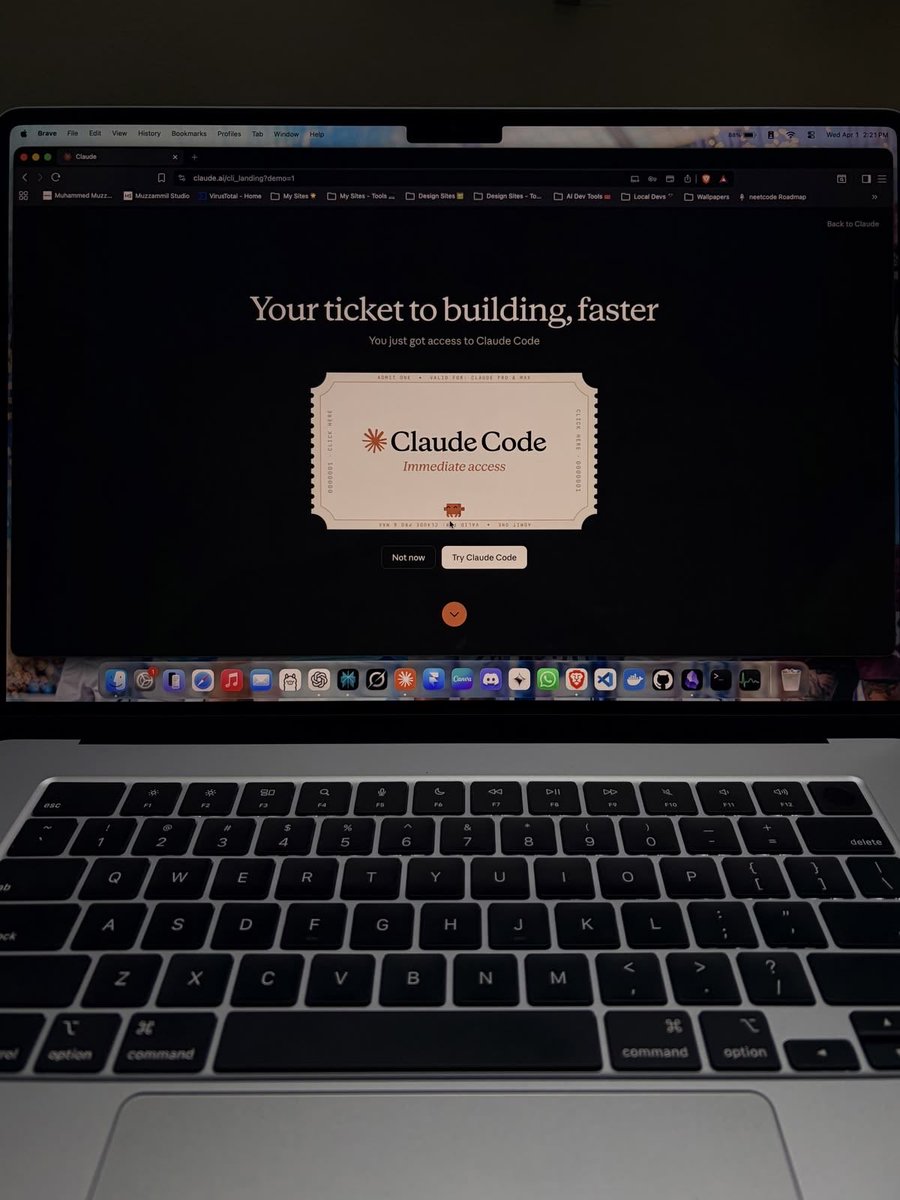 T_Real_Satoshi's tweet photo. Claude writes code.
Great developers write systems.
Know the difference.

#ClaudeAI #Coding #AI https://t.co/lChVMuZumf