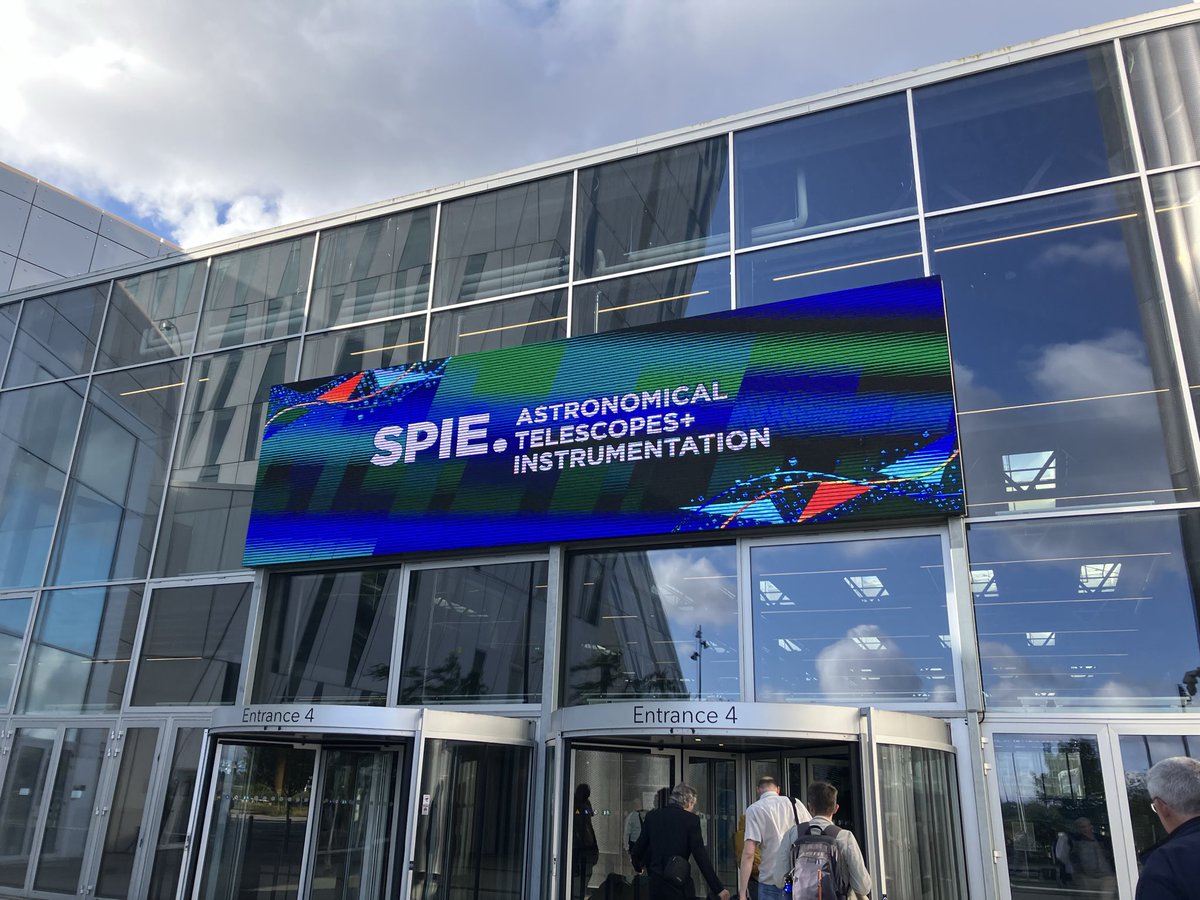 YKSunSun's tweet photo. SPIE ASTRO2026＠コペンハーゲンに参加。2022年と2024年はSUNRISE気球実験の真っ最中だったので、かなり久々ですが、弾丸出張で楽しみました。 https://t.co/wFU2ATMjRS