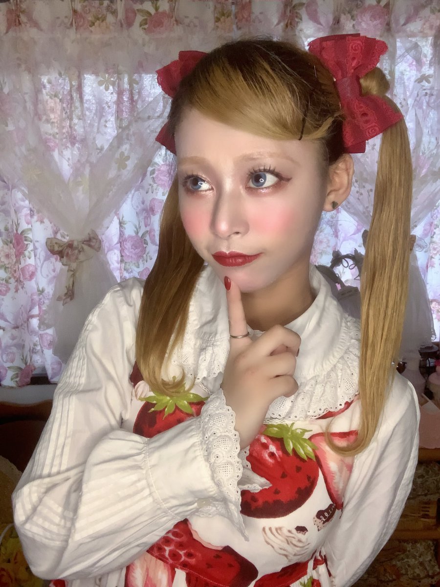 mellow_bonbon's tweet photo. おすましべり〜ちゃん🍓 https://t.co/yLRIcaVrv1