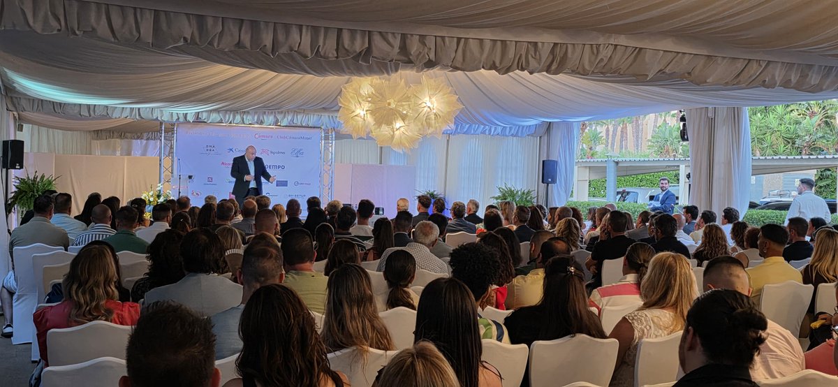 IFMIF_DONES's tweet photo. 🗣️ Our director, Moisés Weber, was invited by the @MotrilCamara to present IFMIF-DONES to 300 businesspeople.
👉 https://t.co/wbjBiverkt
#ERDF #EuropeFeelsIt @EU_Commission https://t.co/w416H9iC3Q