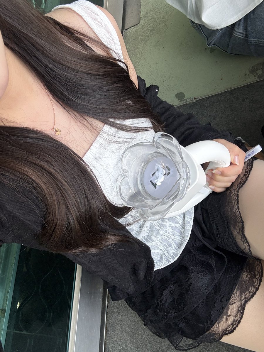 hansseyoan's tweet photo. #제로즈트친소 #앤더블트친소
센터즈 사랑하는 고딩 한프에요! 
갈수있는 오프는 거의 다 가요🤍
편하게 다가와주세요ㅜ https://t.co/cRaCy4g8dL