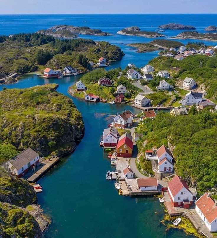 naturalbeautyi7's tweet photo. Rødsand, Norway 🇳🇴 https://t.co/VsEzmx9BqX