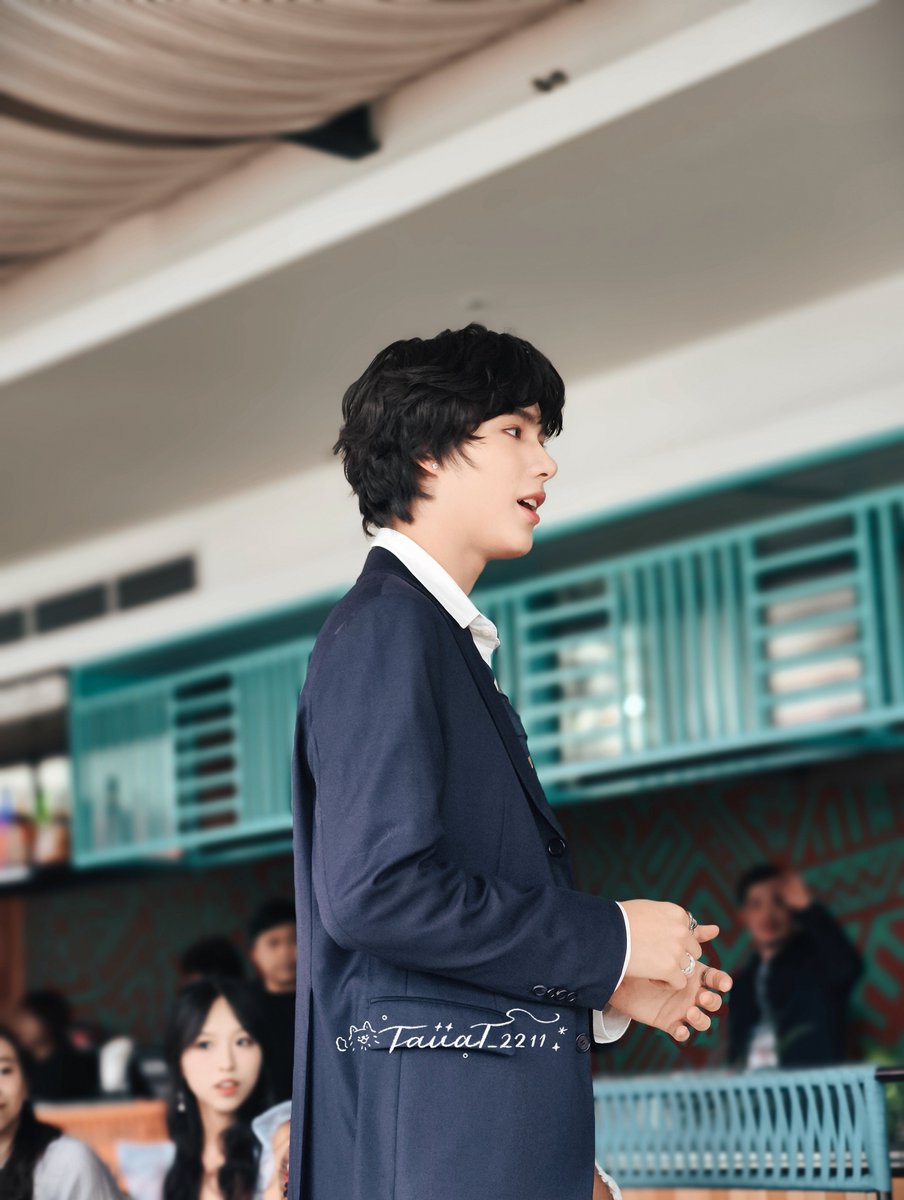 TaiiaT_2211's tweet photo. โอมาร์หล่อจังคับ
#SiameseAssetxNexT1DE
#ThePrinceMomentbySiameseAssetxNexT1DE
#NexT1DE_OMAR #TangOmar #NexT1DE https://t.co/pXOtIgaeNK