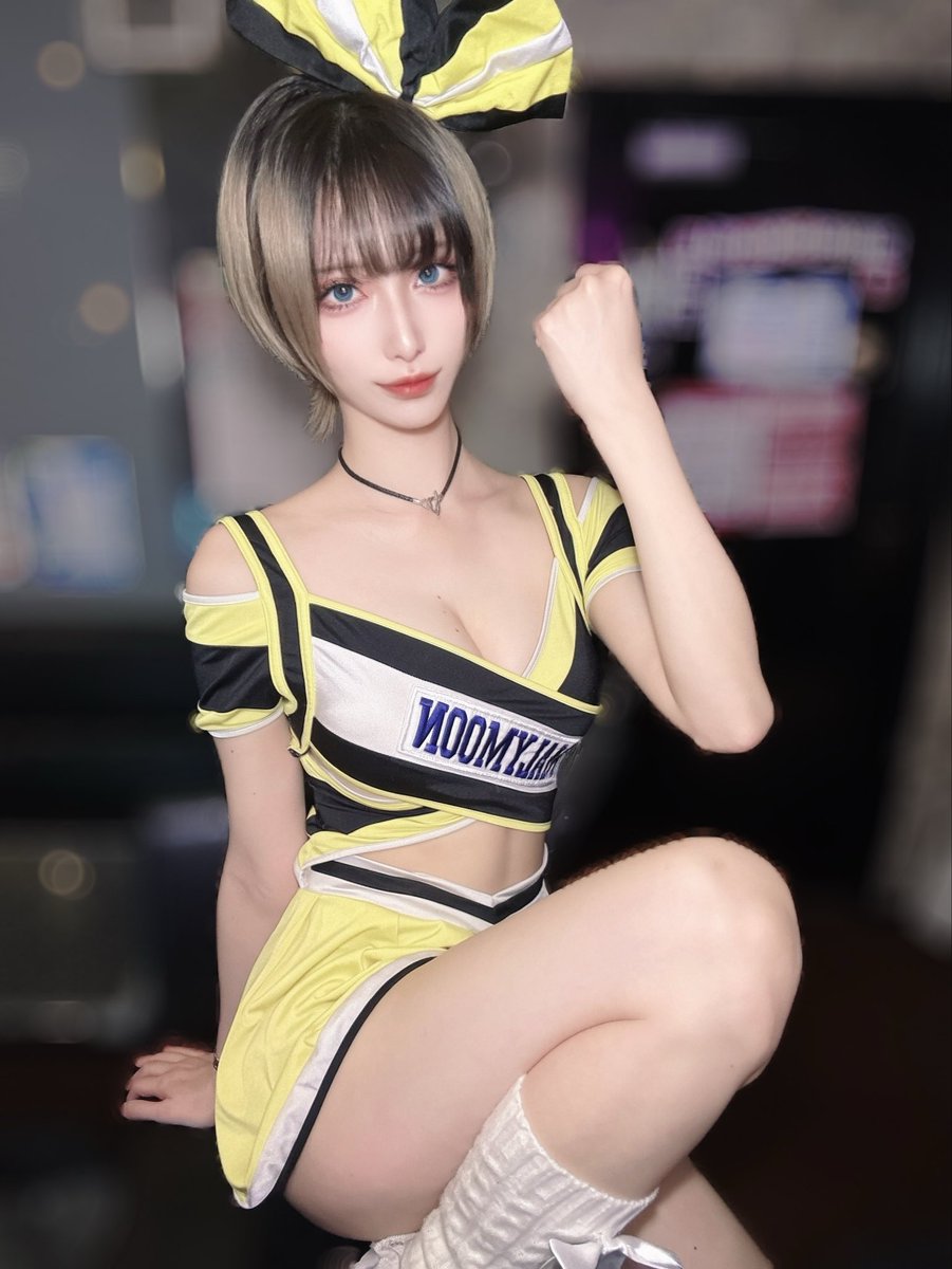 s_m_s912's tweet photo. 月曜を応援するしのちゃん📣 https://t.co/JVHtixDDGt