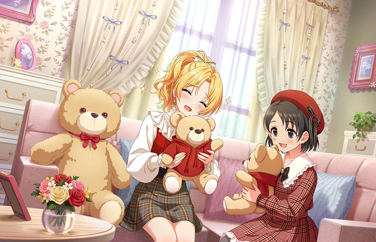 Gororin0312's tweet photo. いやそんなことより
金髪性癖おじさん、前々から気になってる子がいるんですよ。
ええ、「桐生つかさ」と「黒埼ちとせ」です。
ミリしらすぎるけどちょっと語りたいし、教えて欲しいです。

桐生つかさ
JKで社長。美しすぎる。そもそもROSEで一目惚れでした。カリスマがカリスマックス。JKらしい可愛らしさも…何そのぬいぐるみもってﾒﾁｮｰって破顔してる顔……最高❤株価トップ高❤

黒埼ちとせ

吸血鬼？ヴァンパイア？？なに？？その紅い瞳で見つめておじさんをどうするつもり？？？って思ってたらさ……なに……病弱なの……？病弱だから不死性を兼ね備えてる吸血鬼に憧れてる薄幸の美少女って…こと？え……しゅきぃ……