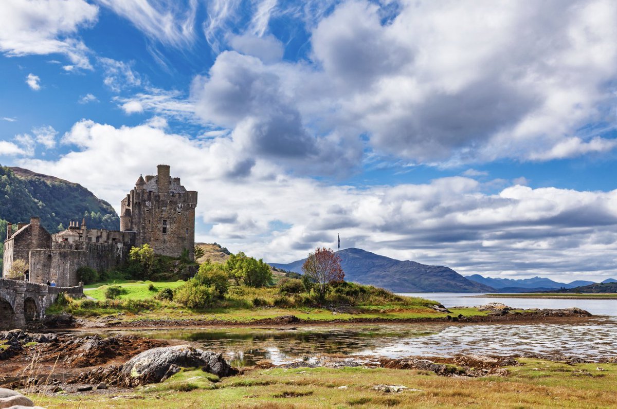 tourismforalluk's tweet photo. Wherever the journey leads, Scotland is ready to inspire. 

From iconic cities and peaceful glens to spectacular beaches, historic castles and world-famous attractions, the perfect accessible break could be closer than you think. 🏴󠁧󠁢󠁳󠁣󠁴󠁿💙

Discover more👉 https://t.co/rtH5kAMSRP https://t.co/gPJXPxuTPD