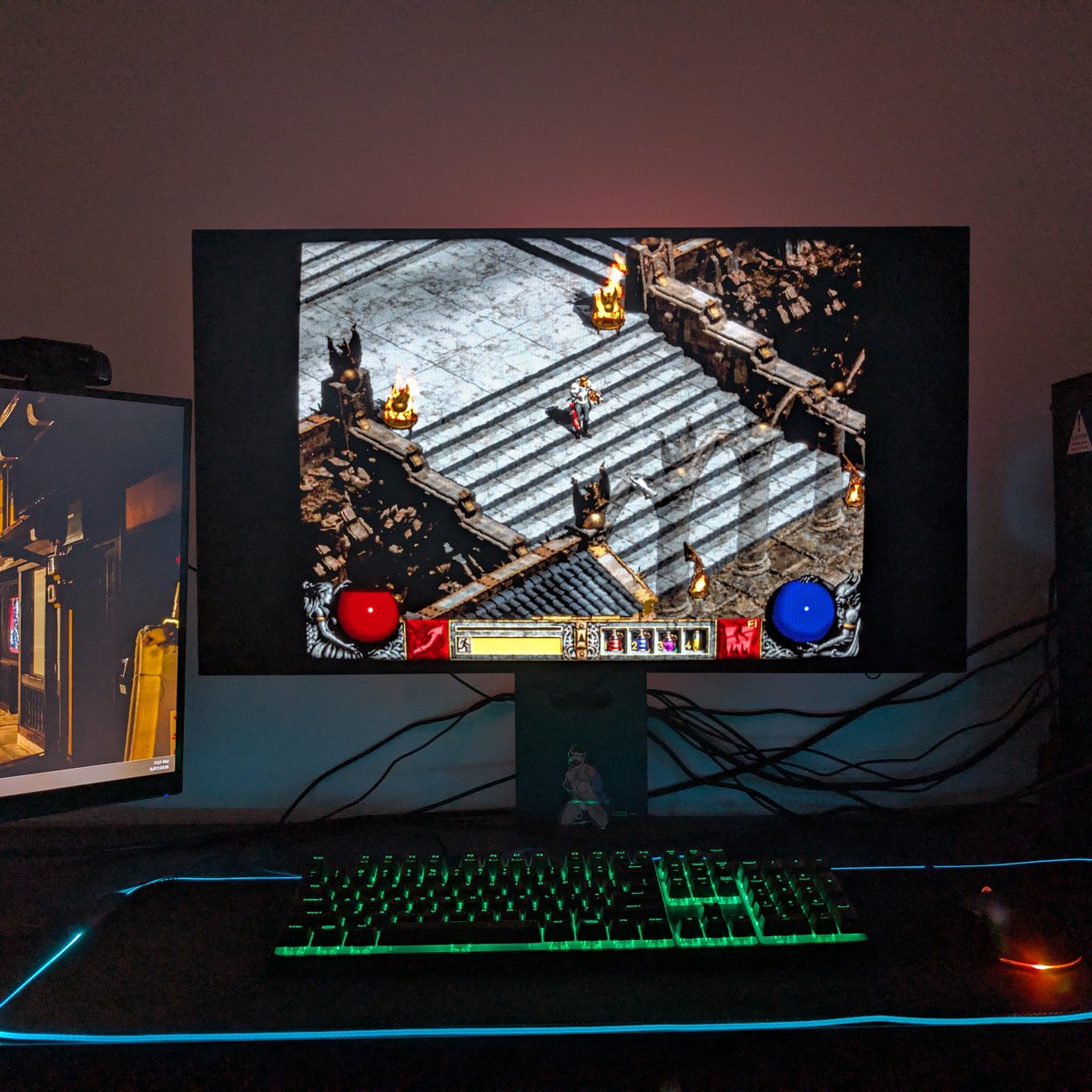 Huggs_M's tweet photo. Streaming Diablo II at https://t.co/hBnksfgMuL https://t.co/y6WJ89GB6O