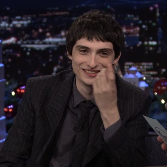 finn wolfhard hair tweet media