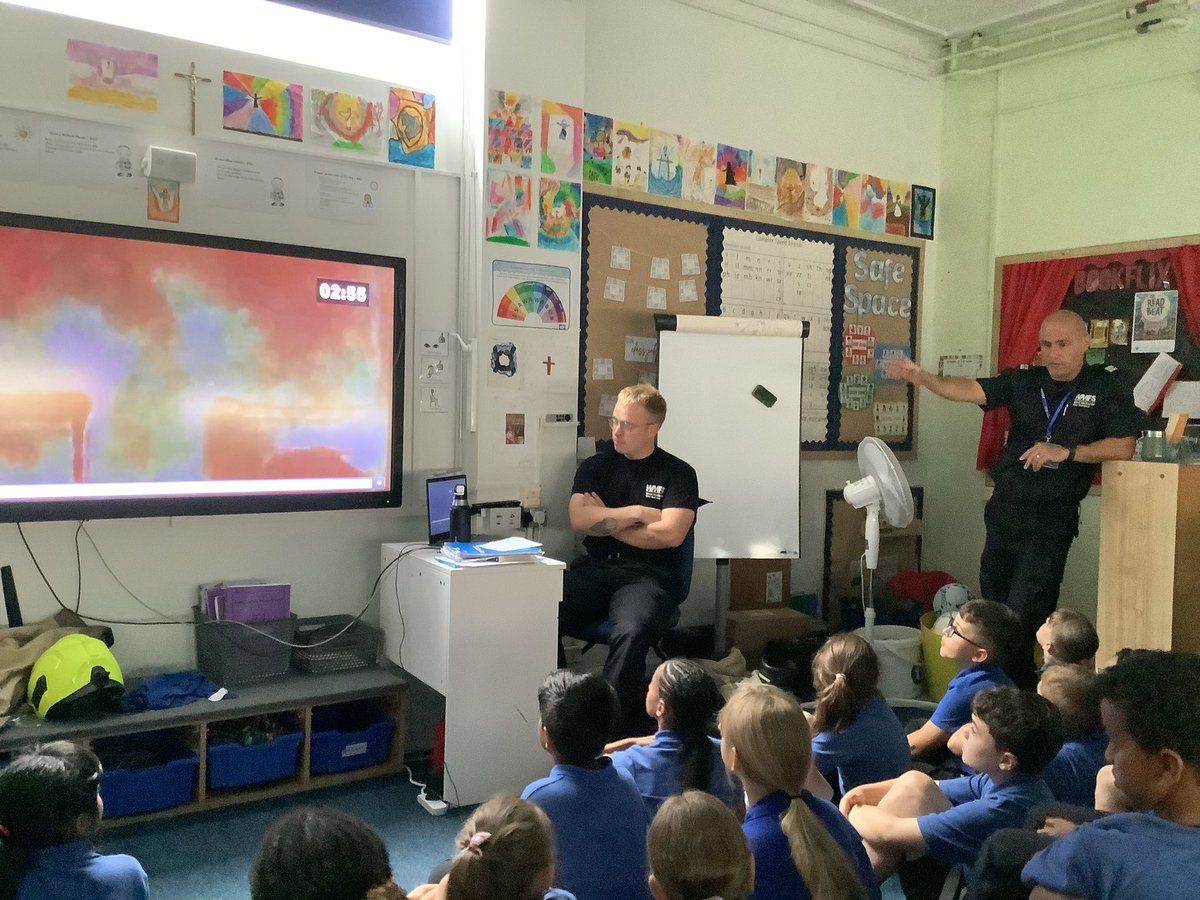 AbbeyPrimary's tweet photo. Fire fighters  from #westmidlandsfireservice come to visit #Y4 this morning to talk to us about fire safety, road safety and water safety. https://t.co/ZOihoSDQa0