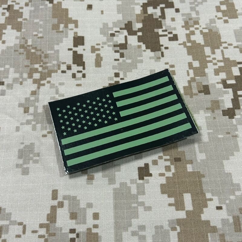 実物 米軍官給品 IR星条旗パッチ 正向きです。年式の異なるODカラー