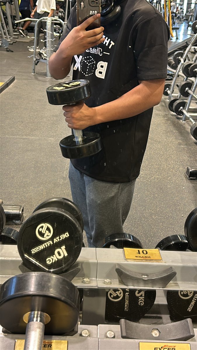 xilxt3's tweet photo. We're back💪🏼🔥 https://t.co/gF3UUEqRLX