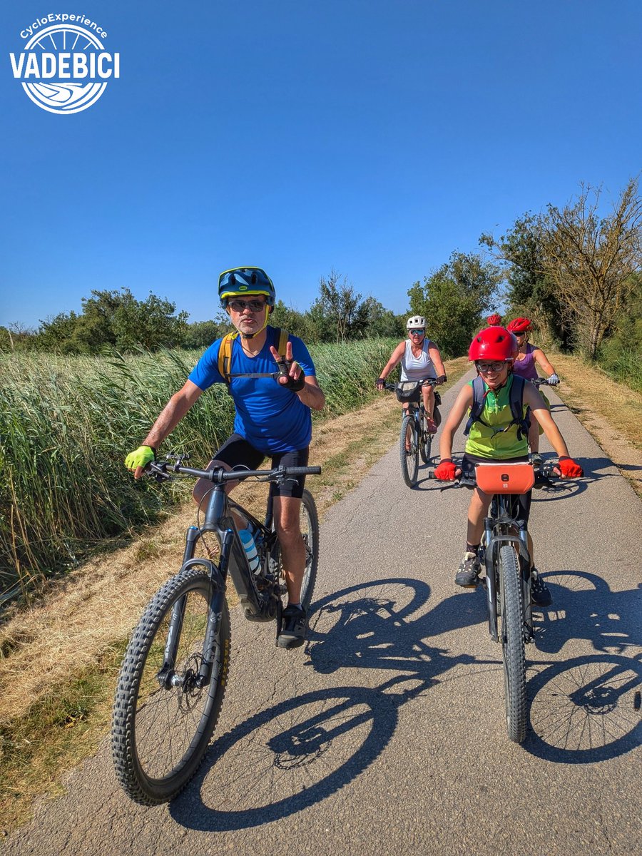 vadebicigrup's tweet photo. 💚 Molt més que una ruta.

Pedalades, natura, rialles, piscina i un gran equip. 🚴💦

Gràcies per fer del Roses Refresh Ride una experiència inoblidable... i per sumar-vos al #Mullat per l'Esclerosi Múltiple.

#VADEBICI #RosesRefreshRide #Empordà https://t.co/N1nK4FIpJB