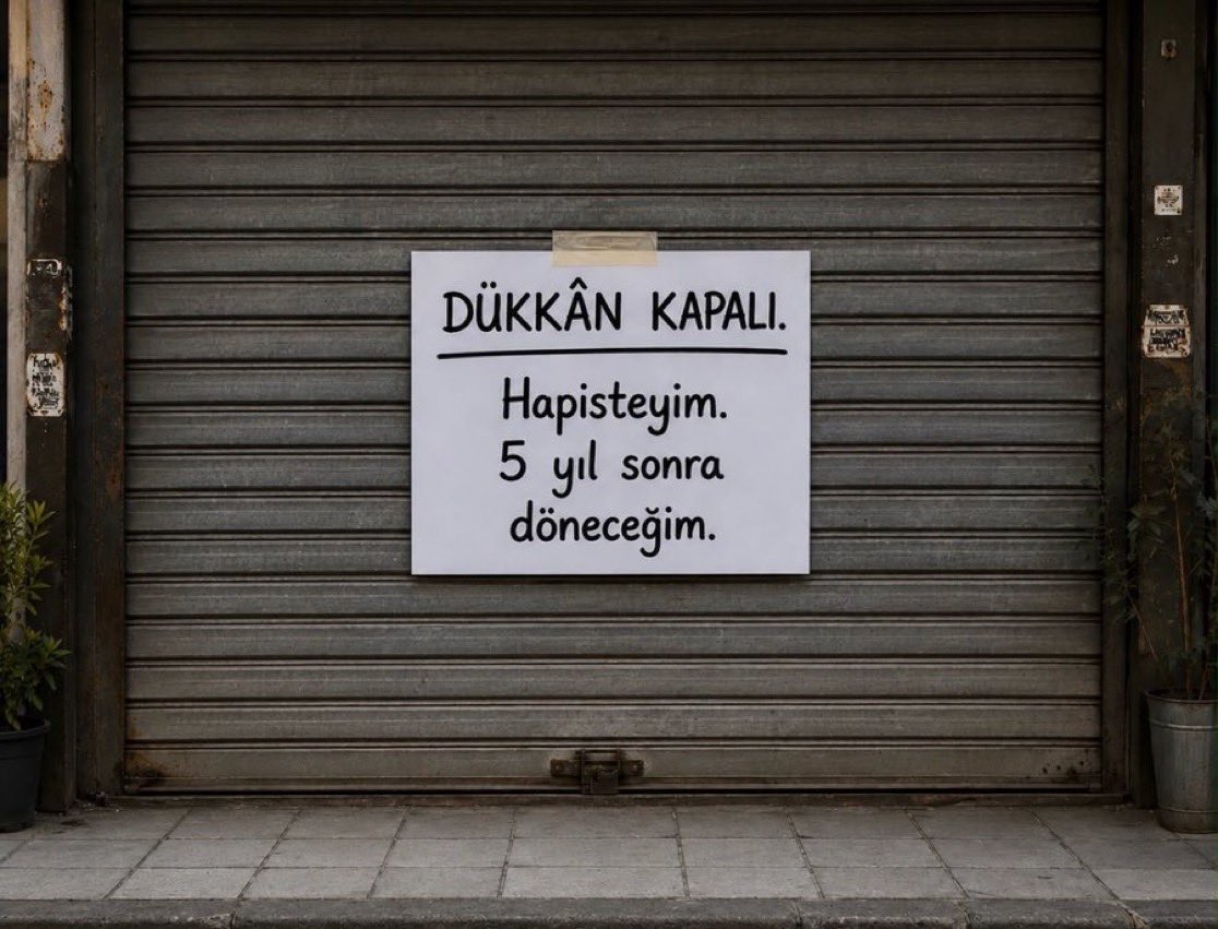 ErguelY's tweet photo. @GulsoySeydi Hapiste borç ödenmez! Dışarıda çalışıp, üretip, istihdam sağlayarak borcunu kapatmak isteyen dürüst esnafa kelepçe vurmayın. Meclisimizden çek borçlarına uzun vadeli bir yapılandırma bekliyoruz. #ÇekÖnergeyleEklensin #ÇekBorçlarınaYapılandırma
@GulsoySeydi https://t.co/cXEkGnNj0l
