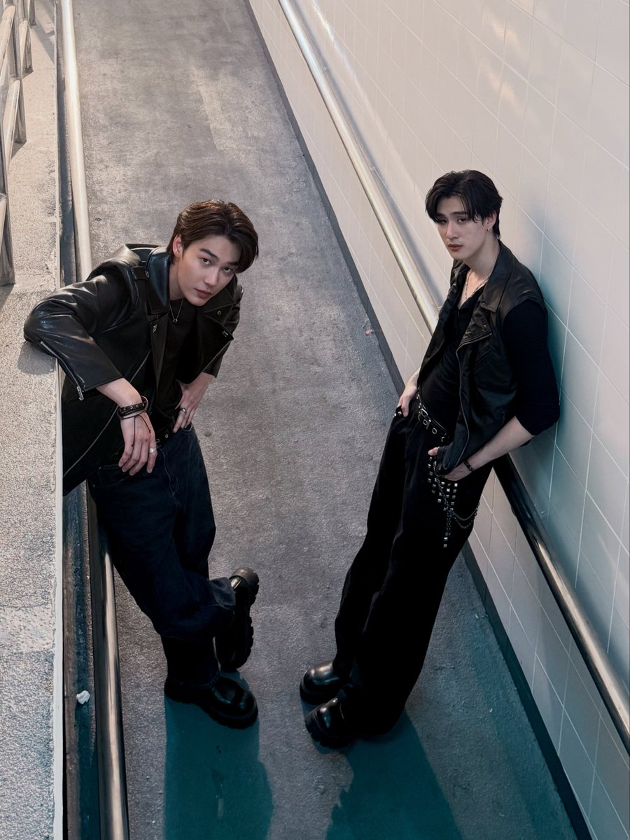 TeeMYs_'s tweet photo. Oh?

𝗙𝗿𝗼𝗺 𝗠𝗬 𝘁𝗼 𝗧𝗲𝗲, 𝗮𝗹𝘄𝗮𝘆𝘀 𝗰𝗼𝗻𝗻𝗲𝗰𝘁𝗲𝗱.

#tee_vtp
#dew_jsu
#mrkill
#dewtee
#teedew https://t.co/CHapnQyEy6