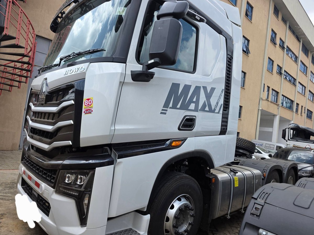 anj_116_'s tweet photo. SinoTruk Howo Max 480HP 

• Engine Type: MAN MC13; 6 Cyl
• Power/Torque: 480HP/2300Nm 
• Transmission:16-speed manual (Sinotruk HW25716XSTCL) or 16-speed automatic with Retarder 

Price: KES 9,555,000 ($73,500)

☎️ 0720586035

https://t.co/k3AGiC9gYe https://t.co/XWD2xik3TS