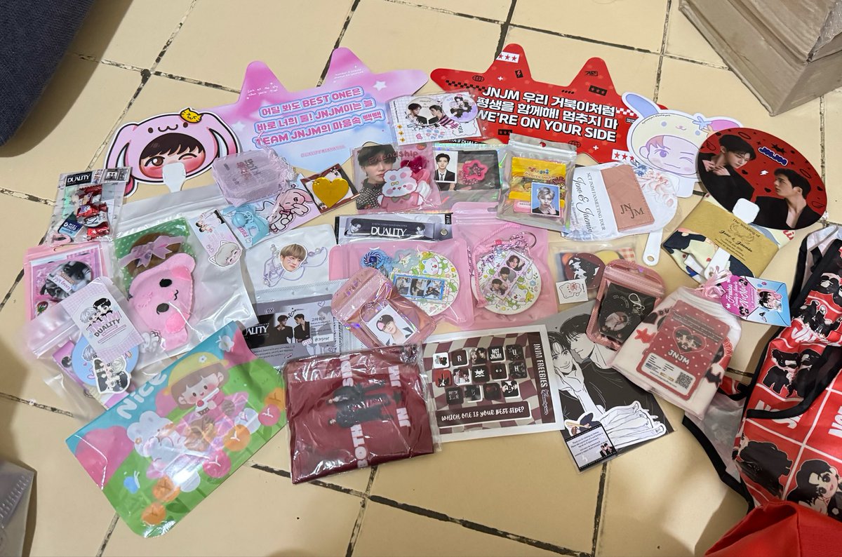nminosh's tweet photo. makasiii kk2 freebies nyaaa 🩷🩵
@Cemullnono @catsmoyed @yustieseptyaa @tiarafebryantii @najaejpg @peachyrun @jenoricano @minenisty @jrfaxe @catbunnyna_ @kkareubluu @hyunsukgf @txtdarikatie @urcndyy @sakyung21 @yosoymimie @snom1nxx https://t.co/cHxQfQCS0c