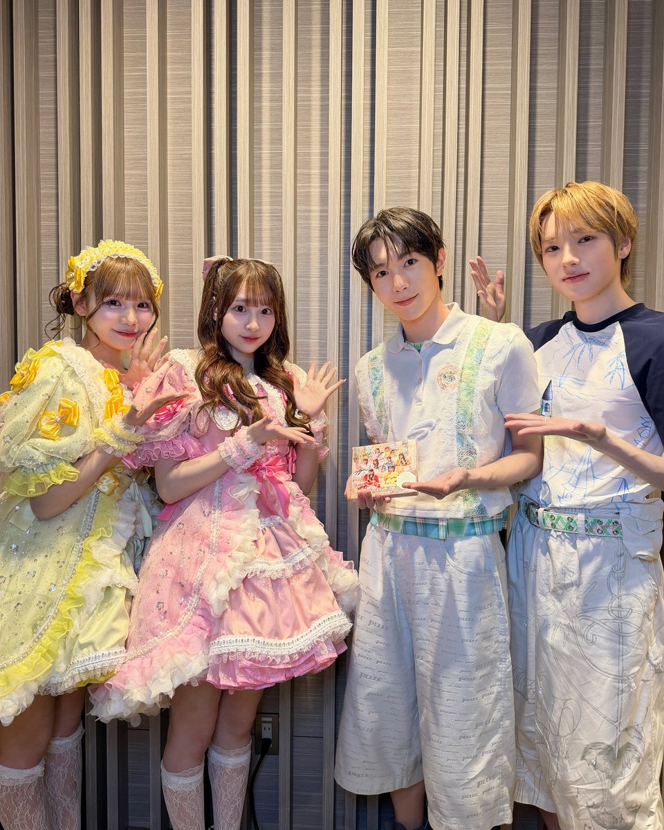 torokeru_brain's tweet photo. ちいかわ的洗脳によりサクリョのこと125cmくらいだと思ってるから女の子と並ぶと普通にデカくて骨格男すぎて親戚の子供久しぶりに見た人みたいに仰天する https://t.co/aFKUTPaLpg