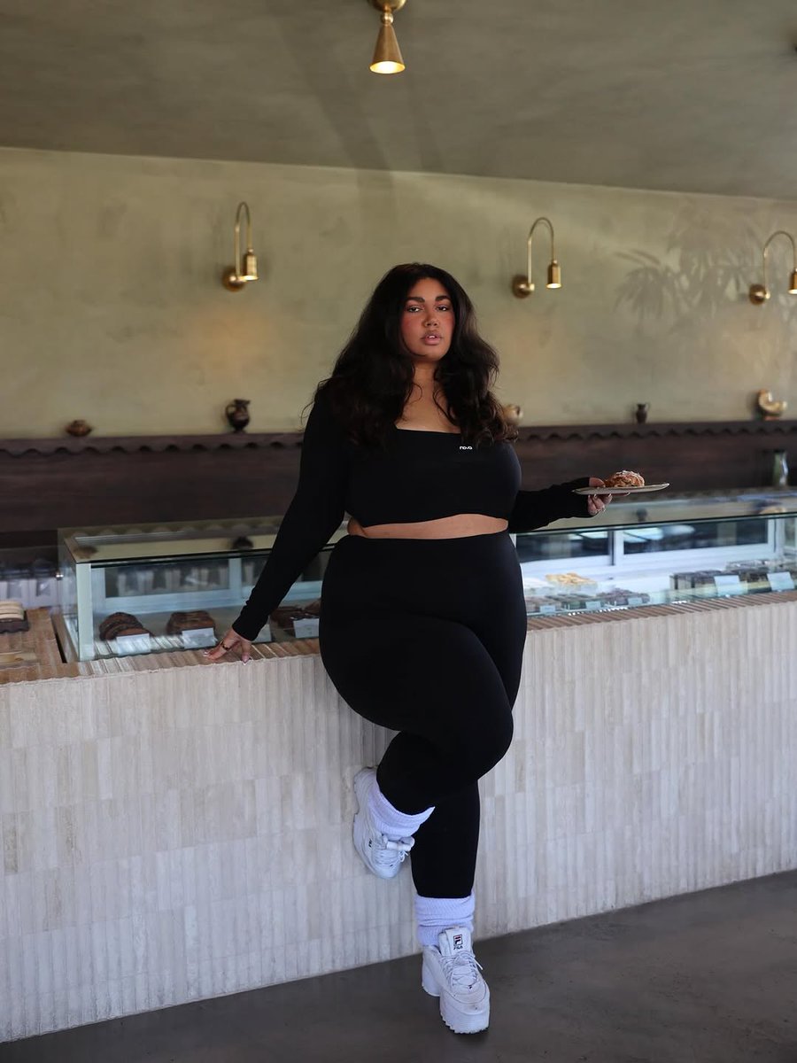 alexusdanisdulg's tweet photo. Daily matcha secured
ProStretch long sleeve sports top
ProStretch 32" Midrise flare legging https://t.co/zyRHN9Ow35
