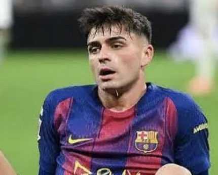 juliuseke11's tweet photo. 🚨Dear Barcelona fans gather here  to celebrate your next season copa Dey Rey trophy in advance 🫤

Banter aside 
Barcelona doesn’t have a single chance of winning the laliga title or champions next season. Barcelona has really failed badly

Even as a hater I was expecting Barcelona players to among the best players in this World Cup . But Those guys flopped massively.even instagram influencer has failed badly 🤦‍♂️ 

now would still compare him to Olise and would still compare Bellingham to that kwa  ibom midfielder?🫤

When Spain selected 8 Barcelona players with zero Real Madrid player .You guys wanted chase us out of social media 🤣

Y’all should be ashamed of yourselves now .

Real Madrid would win everything next season except your local trophy copa Dey Rey . so celebrate your copa Dey Rey trophy now