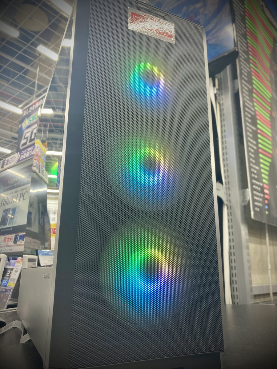 📢＼イチオシSTORMゲーミングPC🎉／ RTX5060でメモリが32GBでSSDが1TB
