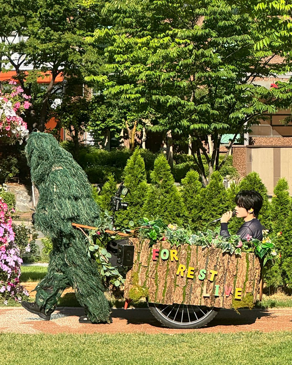 dazzle_0101KUN's tweet photo. 더지니 진짜 녹색&amp;초록색 잘어울림
🦖💚🤭 https://t.co/mX0RkDfq7V