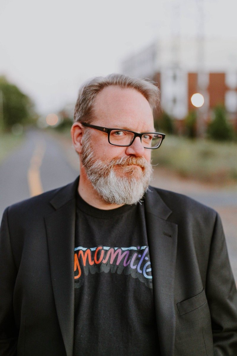 RodSerlingFndtn's tweet photo. We are happy to announce that Billiam Klavon has joined our Board of Directors! From Virginia, he is a husband, father of 3 grown boys, the host of Thursdeighties: The Greatest Decade Podcast, a screenwriter, documentary filmmaker and all around good guy. Welcome! https://t.co/Rd3BNH0f8o