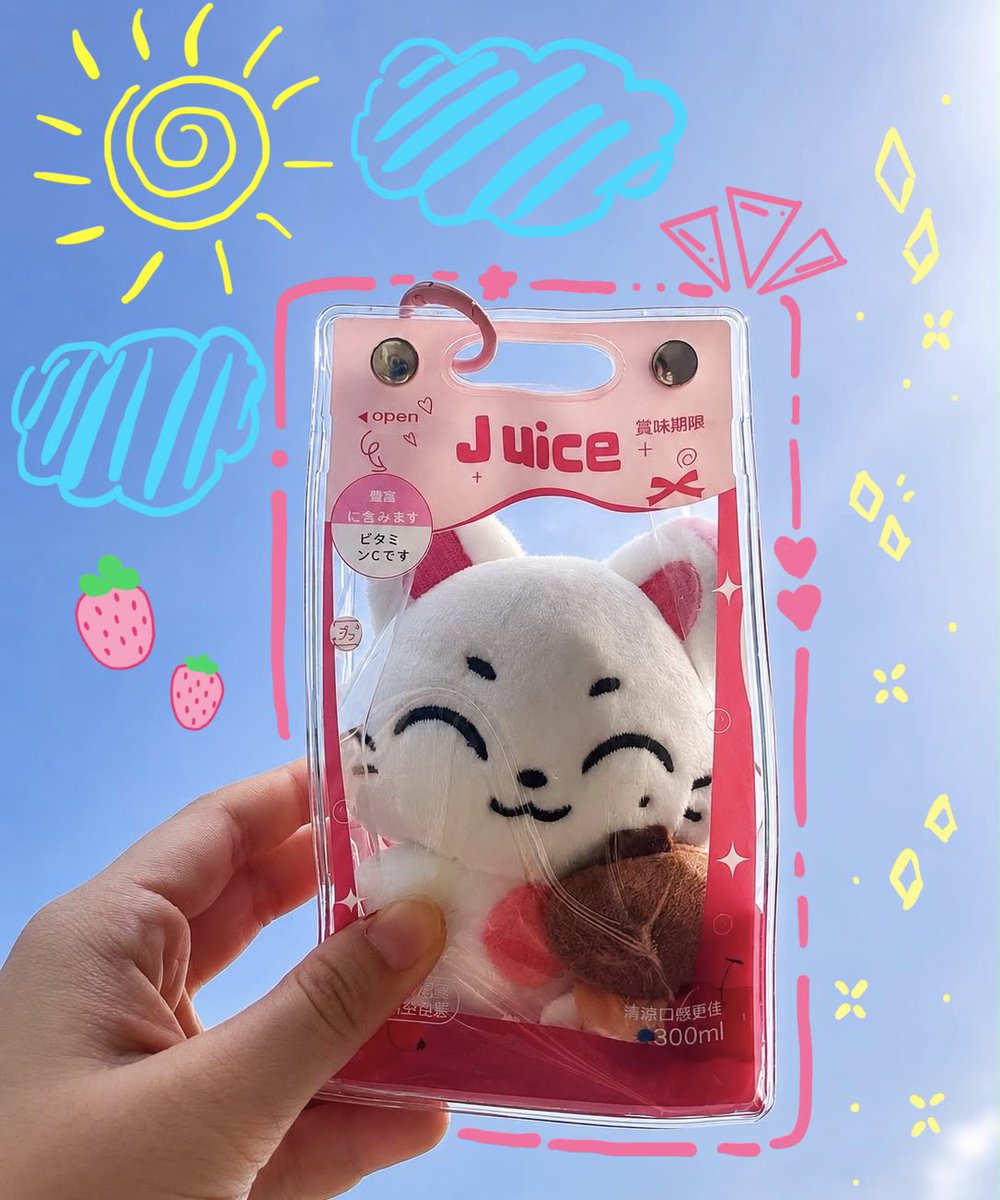 Mari_Gold17's tweet photo. Finally got my hands on Kishu! 🥹 And yes… I did the little “operation” on him. 😂 I also finally got a pouch for him, so at long last, I’m brave enough to bring him around with me now.

#ENHYPEN_SUNOO #엔하이픈_선우 @ENHYPEN_members @ENHYPEN https://t.co/rT5A8bdUPC