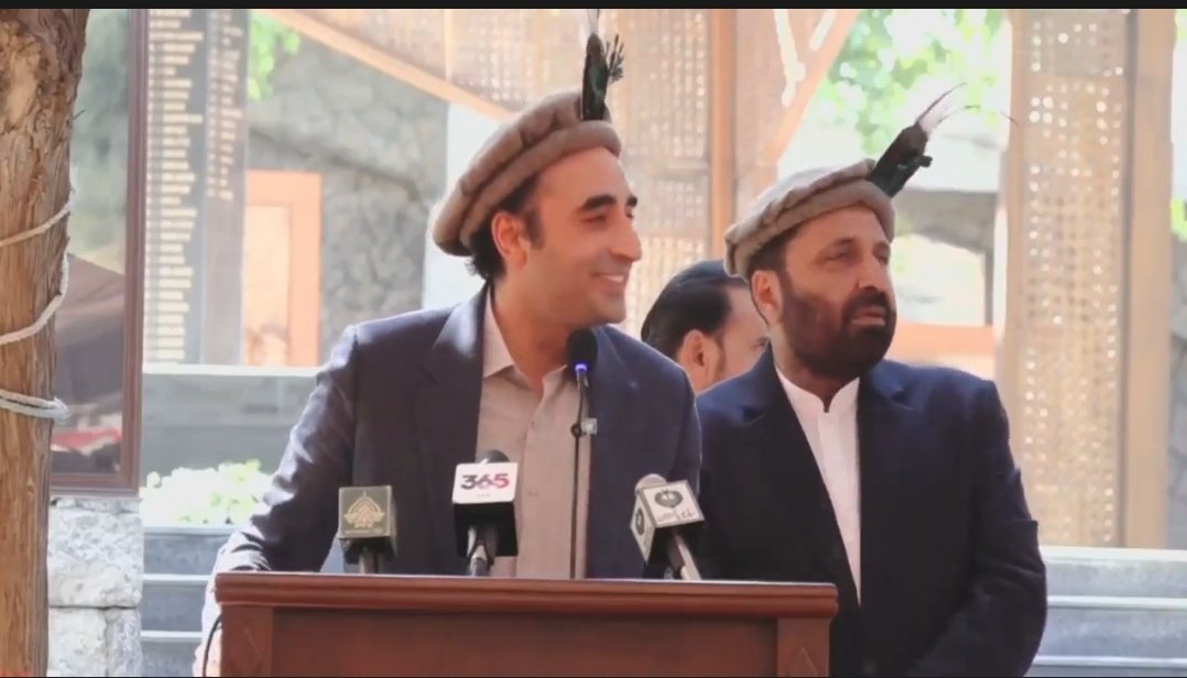 MaryyumSikander's tweet photo. His smile ❤️🥀
@BBhuttoZardari https://t.co/79IG7puLI7