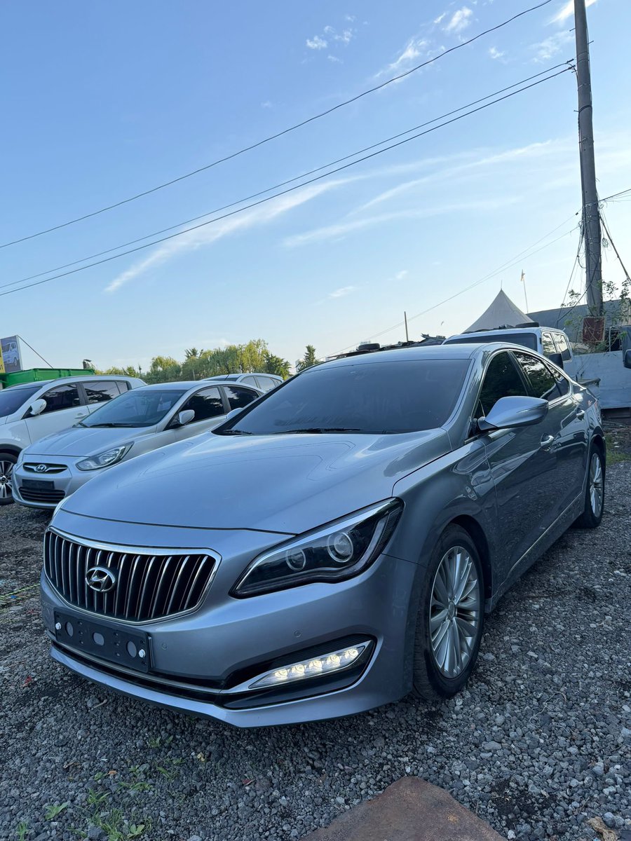 OderaOrji's tweet photo. Hyundai Aslan 3.0 engine smart key navigation 2016..11.5m naira from 🇰🇷 to 🇳🇬

ADDRESS  50-51 PATMEKSON  PLAZA OFF G:B:O ROAD OJO ALABA INTERNATIONAL MARKET LAGOS. https://t.co/zJaIfAxYmP