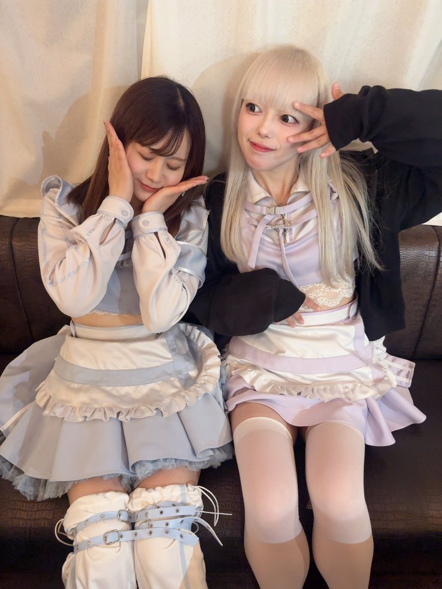 cieloclinic_kab's tweet photo. 7/6 出勤ナース🩺💉

♡ フード半額🍚 ♡

19:00-
❤︎こっちゃん @cocchan_cielo 
❤︎のあち @cielo_noachi 

20:00-
❤︎いっちゃん @icchan_cc 

 #歌舞伎町  #コンカフェ #しえくり https://t.co/WseItOqilv
