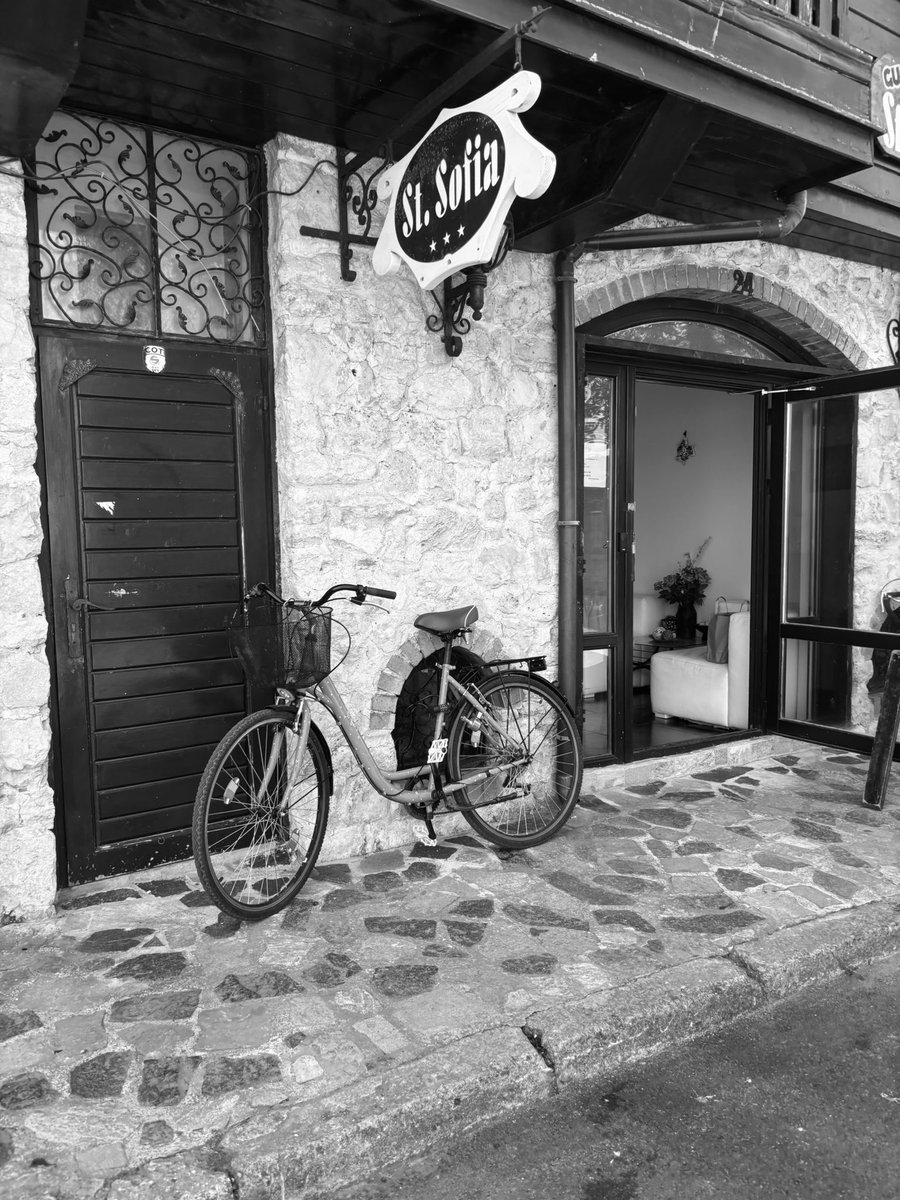 bluereins's tweet photo. Nesebar #photography #urban #bike https://t.co/CEu9mmbfUW