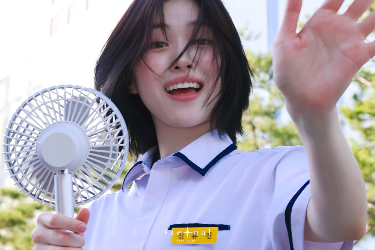 Eternaryu's tweet photo. 260530 내사랑찾았땅⸝⋆
#있지 #ITZY #류진 #RYUJIN https://t.co/GscBvL9w41
