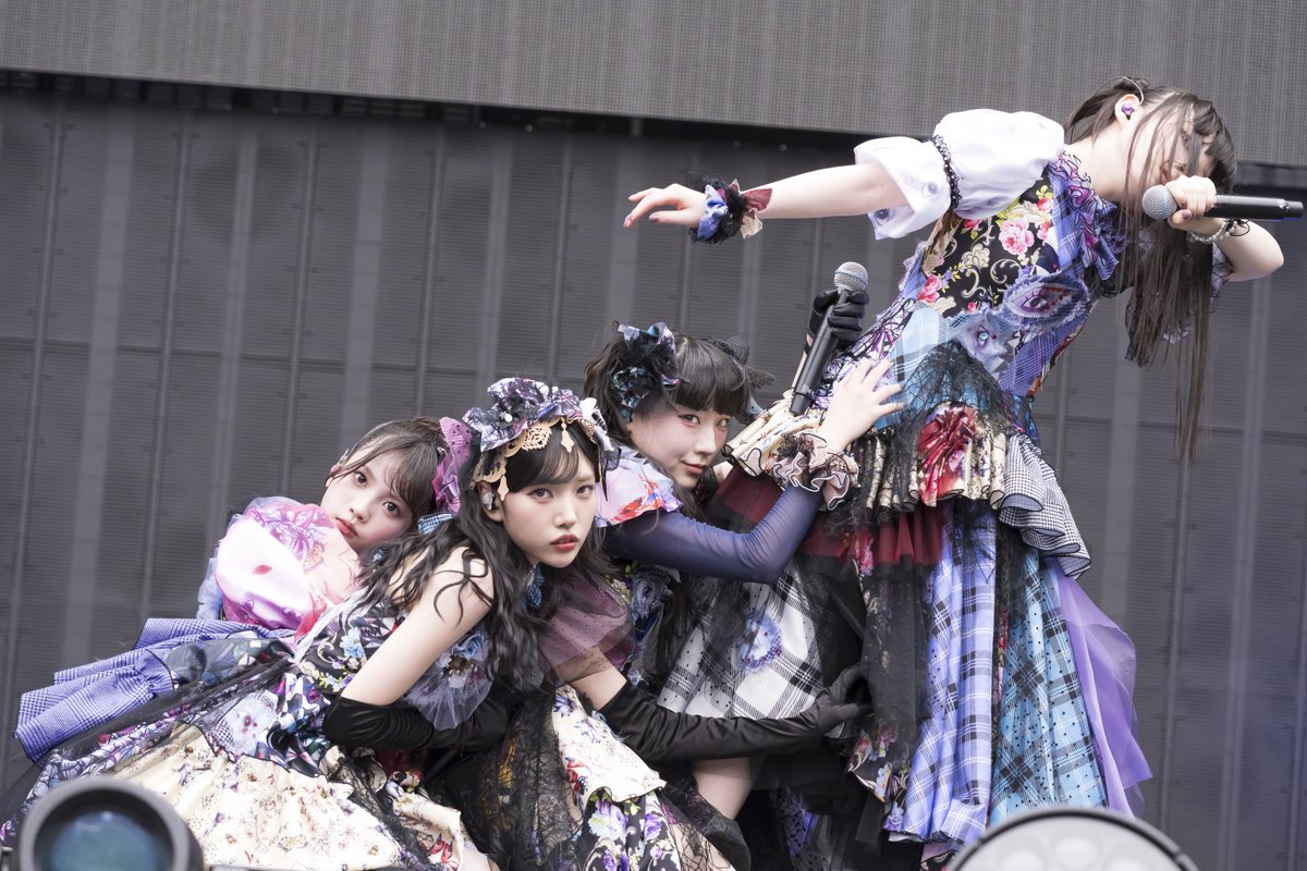 PhantomSiita's tweet photo. 2026.7.4 / 7.5
Ado STADIUM LIVE 2026「Ao」
オープニングアクト in 日産スタジアム

📸 : Viola Kam (V'z Twinkle), Mari Kinoshita

#Ado_Ao #ファントムシータ https://t.co/QivgvCm2G4