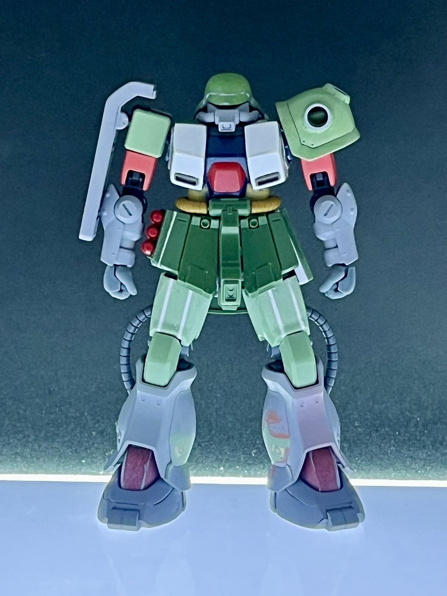 tsuki06s's tweet photo. 粗仕上げながらスリッパの形も出来てきました
…が、一向にカッコよくなる気配は無し…
全く…悩ましいヤツめ…😭 https://t.co/ZB4IpV05nC