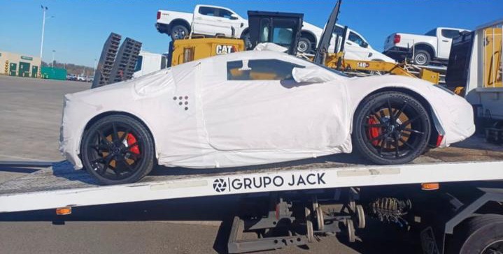 autoblogar's tweet photo. 🔹El polémico Grupo JACK abrirá un nuevo concesionario de Lotus en Argentina
🔹Llegó a un acuerdo con el importador de la marca británica. 
🔹Nuevo lanzamiento ya confirmado: https://t.co/DmfU3C3o4l https://t.co/XGt4lenRqB
