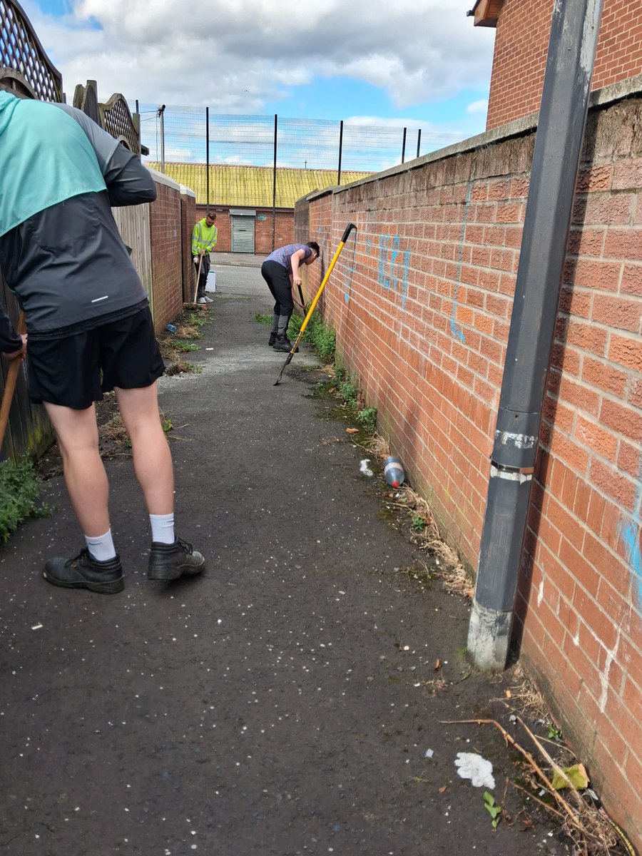 artilleryyc's tweet photo. The lads completed two public spaces that older residents had asked be done.  Cleared the entry at the top of Henry street and cut back bushes, grass and weeds at front of the New Lodge Road… https://t.co/8BNUyolAMV