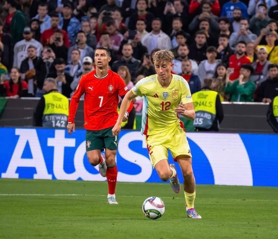 EliLeezayy's tweet photo. All I need is a clean sheet from Cubarsi today and Huijsen will have to explain why he conceded a goal to 39 years old Ronaldo in the nations league final. https://t.co/fhPC71t3md