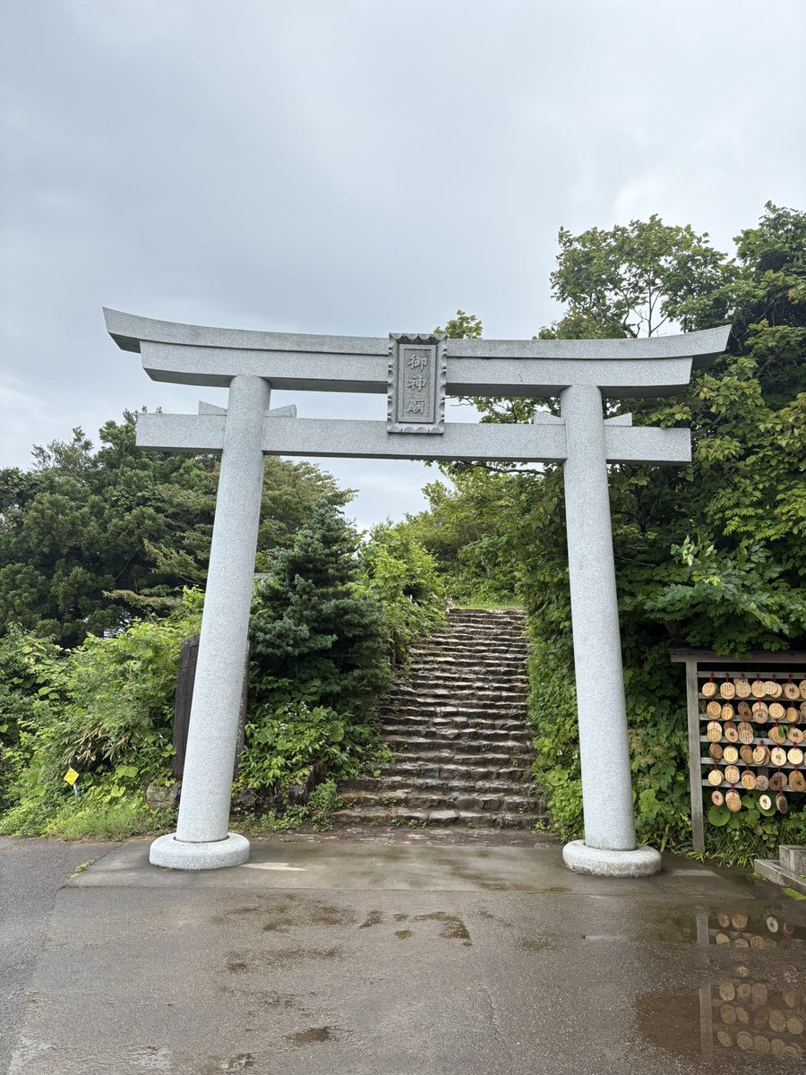 sky1986_88's tweet photo. 御神廟⛩️ https://t.co/spytOIBWLk